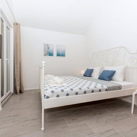 Vista Mare Apartment - 3 Bedroom, Sea View 马卡尔斯卡 外观 照片